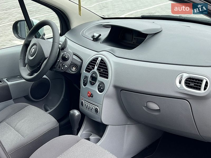 Хэтчбек Renault Modus 2009 в Луцке