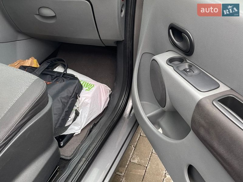 Хэтчбек Renault Modus 2011 в Львове фото 3 Хэтчбек Renault Modus 2011 в Львове