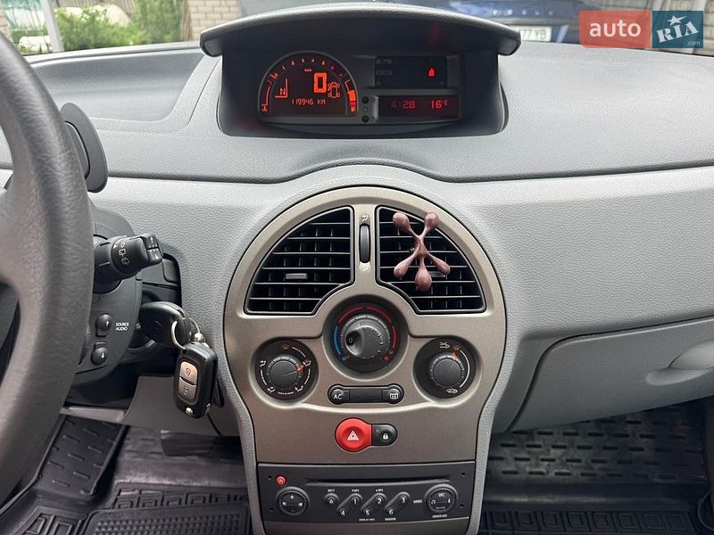 Хэтчбек Renault Modus 2008 в Киеве
