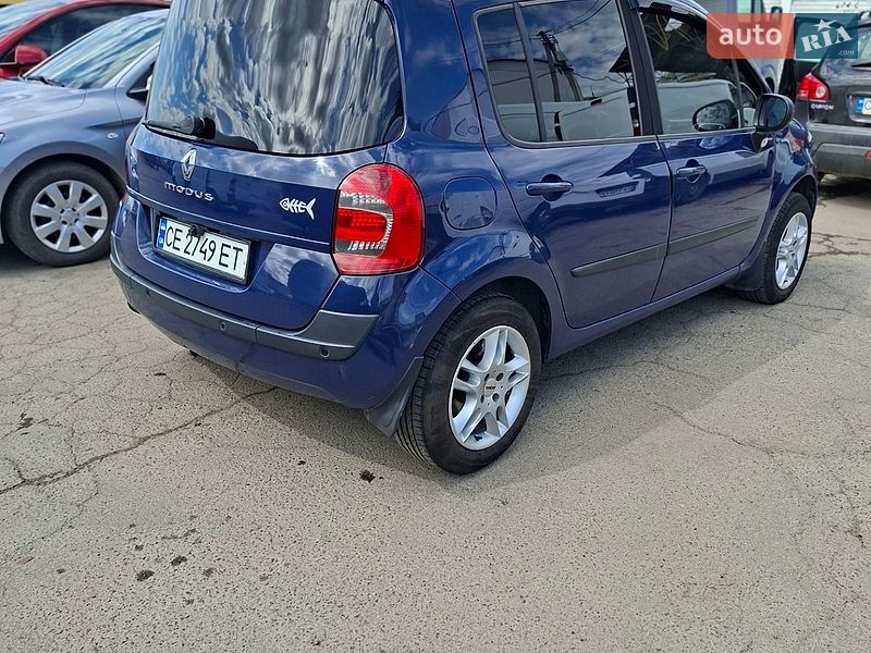 Хэтчбек Renault Modus 2009 в Черновцах