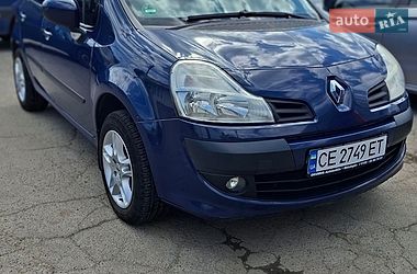 Хэтчбек Renault Modus 2009 в Черновцах
