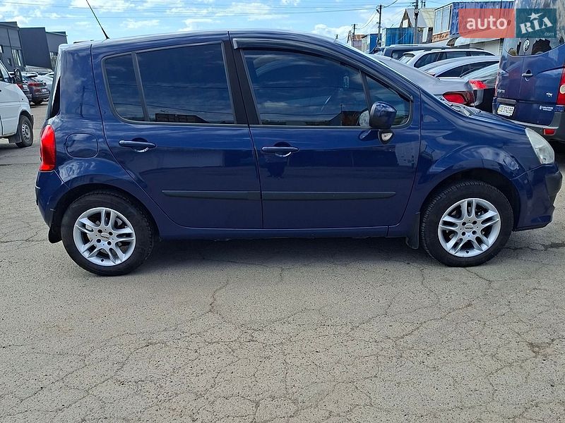 Хэтчбек Renault Modus 2009 в Черновцах