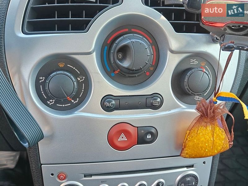 Хетчбек Renault Modus 2009 в Полтаві фото 24 Хетчбек Renault Modus 2009 в Полтаві