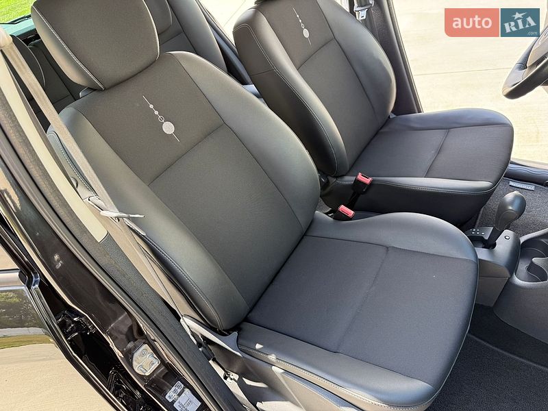Хэтчбек Renault Modus 2011 в Луцке