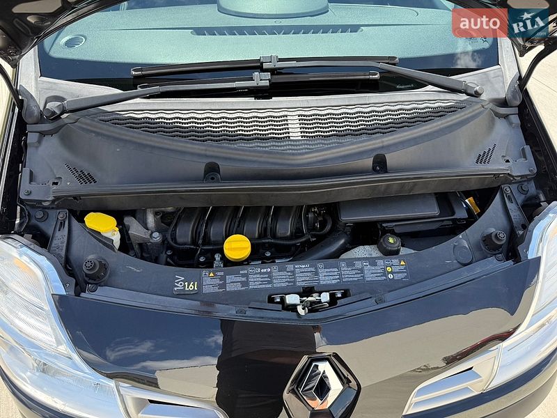 Хэтчбек Renault Modus 2011 в Луцке