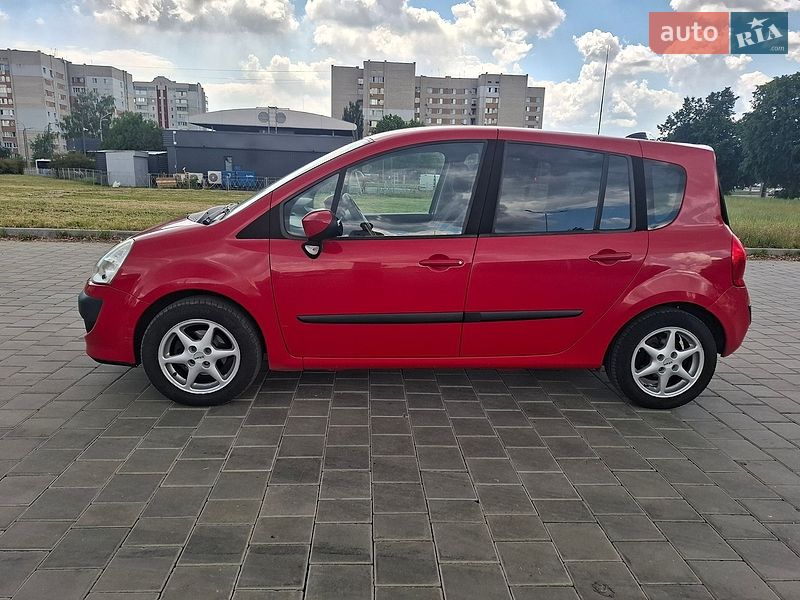 Хэтчбек Renault Modus 2009 в Черкассах