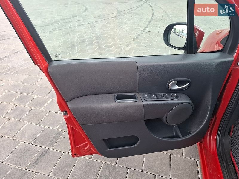 Хэтчбек Renault Modus 2009 в Черкассах