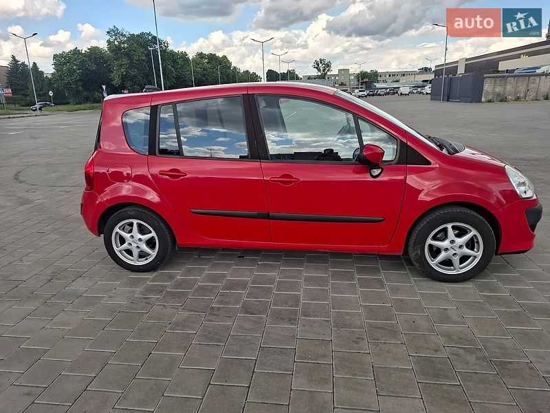 Хэтчбек Renault Modus 2009 в Черкассах