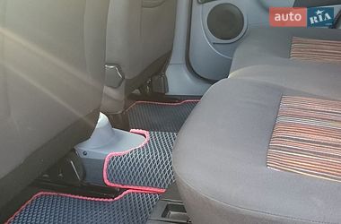 Хетчбек Renault Modus 2008 в Володимирці
