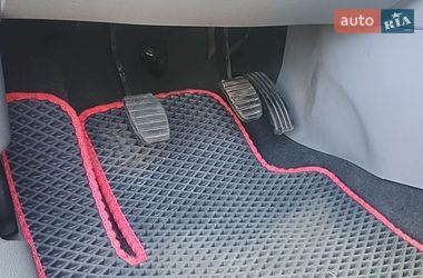Хетчбек Renault Modus 2008 в Володимирці