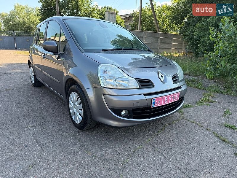 Хэтчбек Renault Modus 2011 в Черкассах