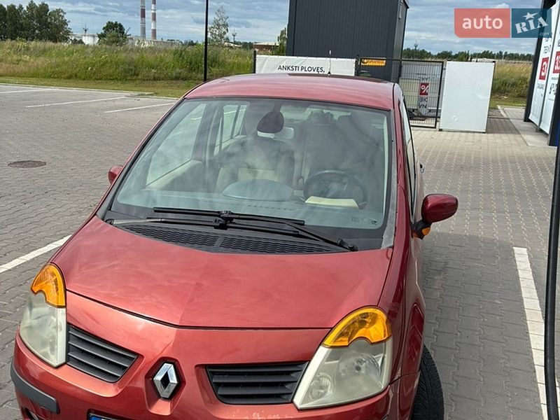 Хэтчбек Renault Modus 2004 в Ивано-Франковске