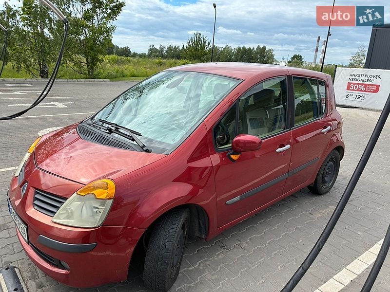 Хэтчбек Renault Modus 2004 в Ивано-Франковске