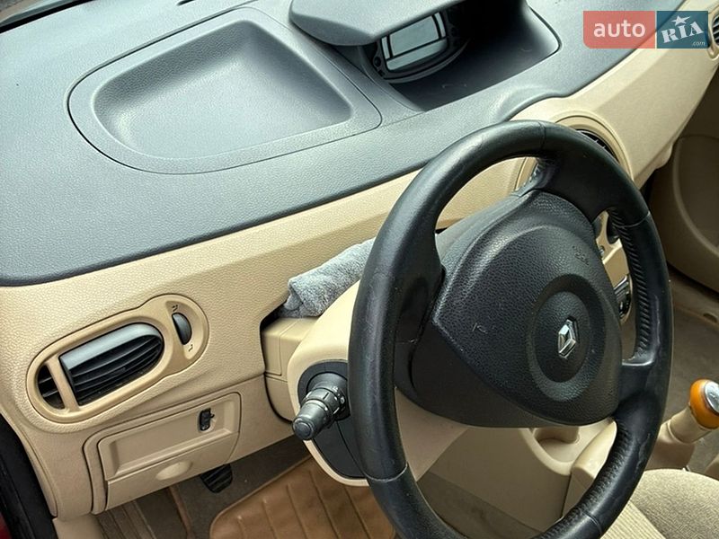 Хэтчбек Renault Modus 2004 в Ивано-Франковске
