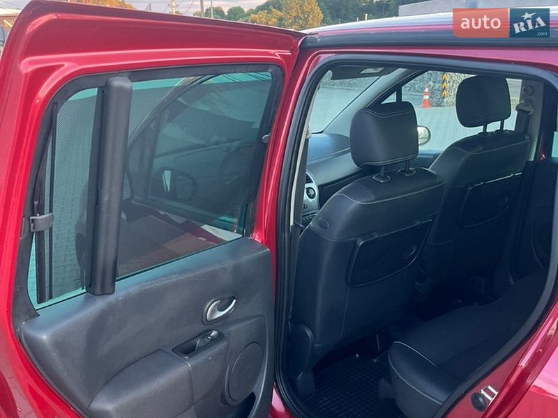 Хэтчбек Renault Modus 2011 в Черновцах