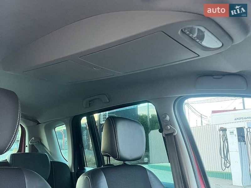 Хэтчбек Renault Modus 2011 в Черновцах