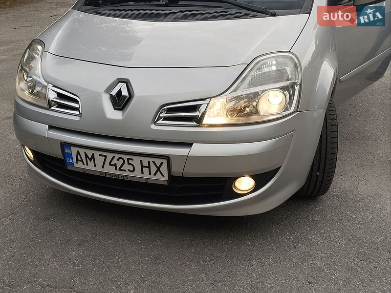 Хэтчбек Renault Modus 2007 в Звягеле