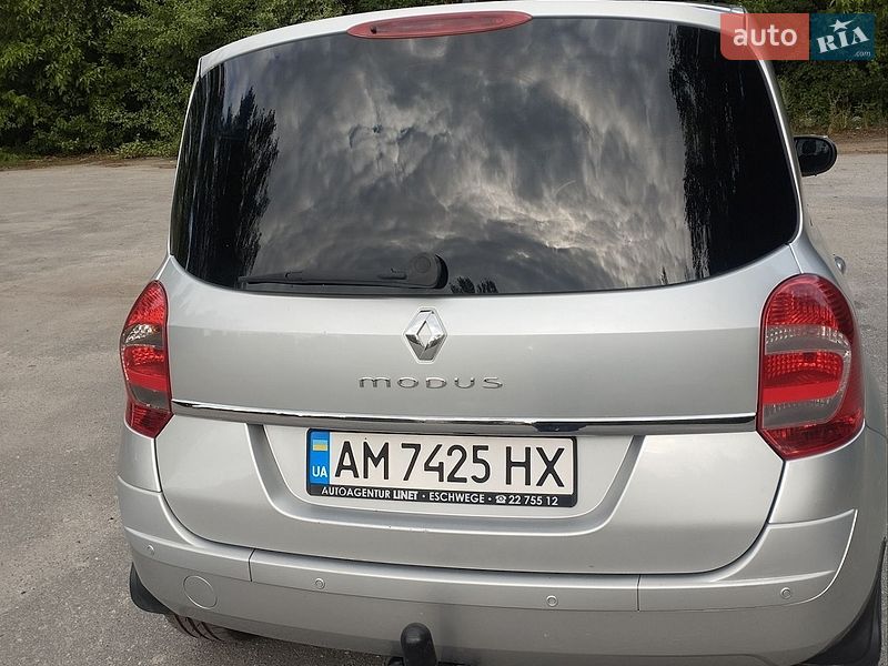 Хэтчбек Renault Modus 2007 в Звягеле