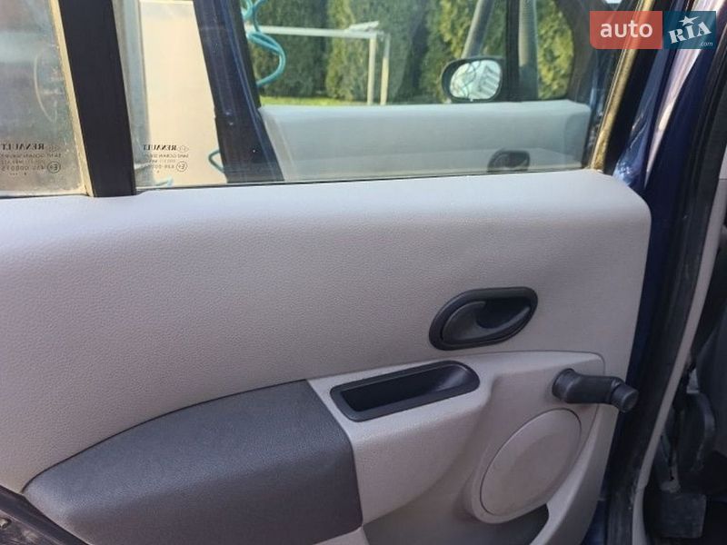 Хетчбек Renault Modus 2004 в Млиніві