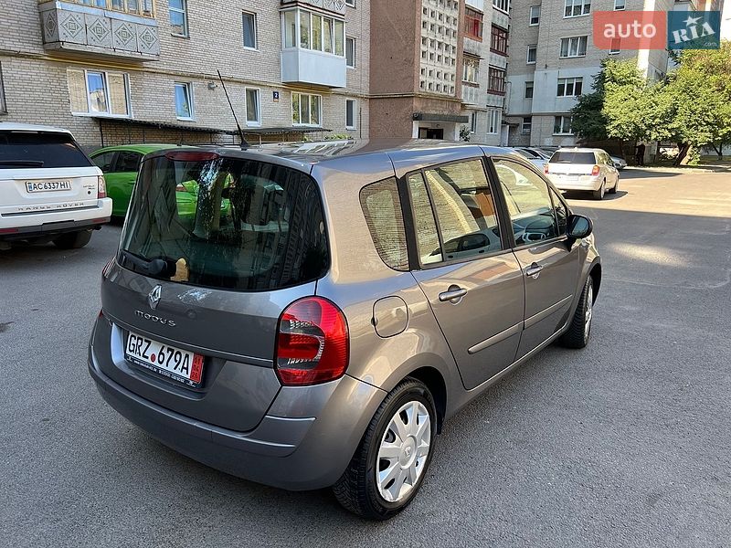 Хетчбек Renault Modus 2009 в Луцьку