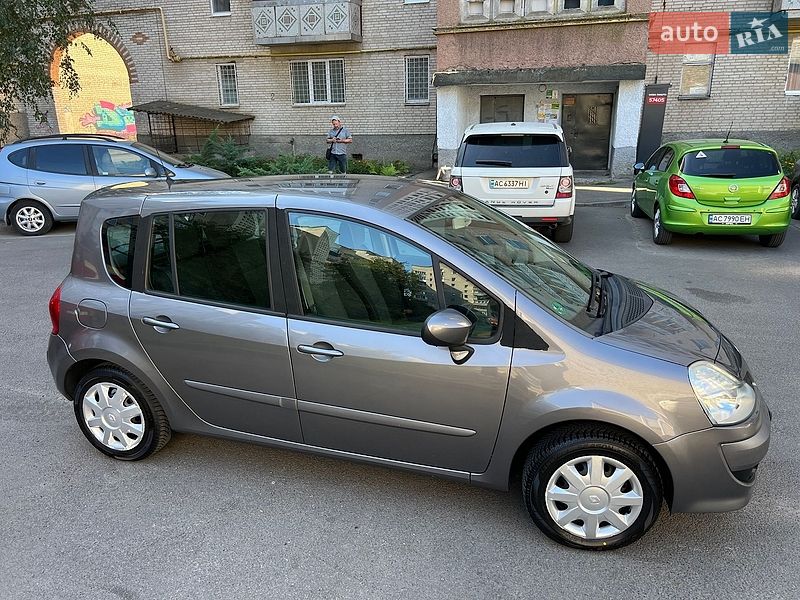 Хетчбек Renault Modus 2009 в Луцьку