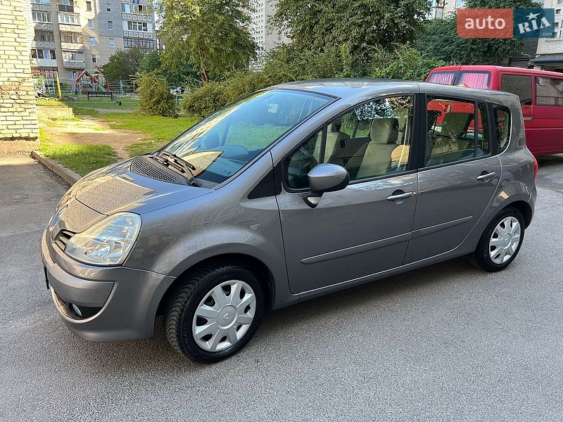 Хетчбек Renault Modus 2009 в Луцьку