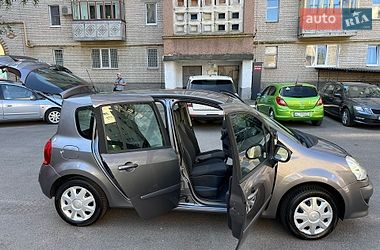 Хетчбек Renault Modus 2009 в Луцьку