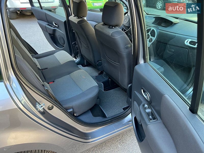 Хетчбек Renault Modus 2009 в Луцьку