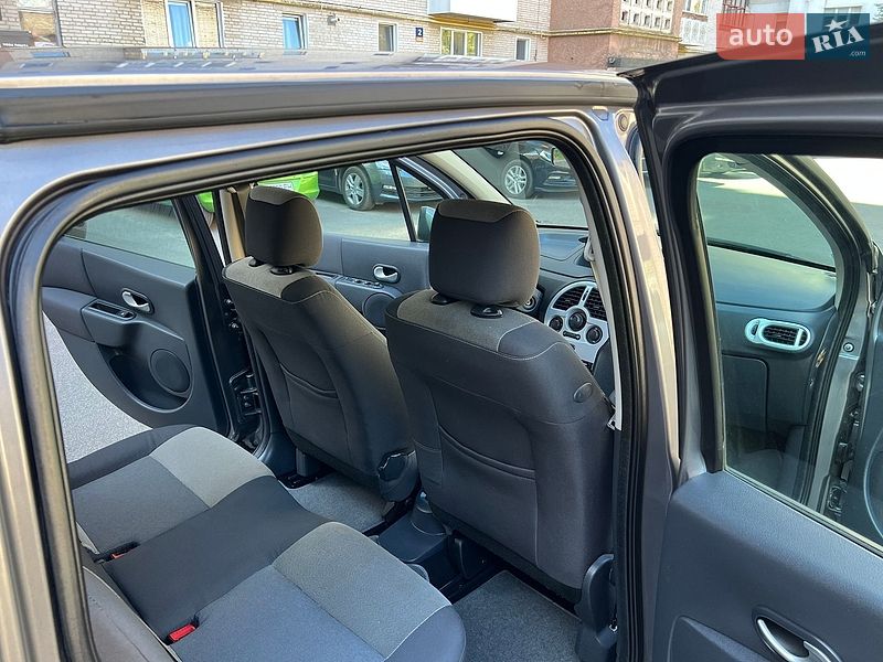 Хетчбек Renault Modus 2009 в Луцьку