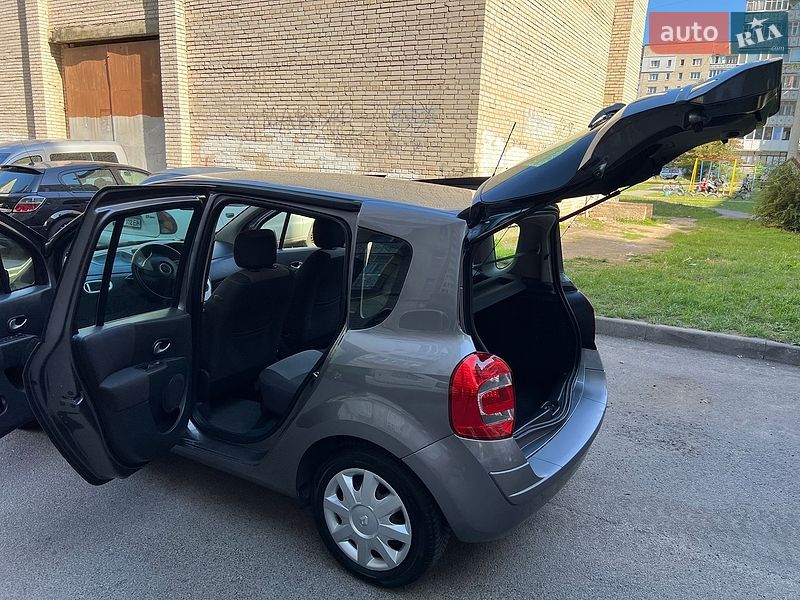 Хетчбек Renault Modus 2009 в Луцьку
