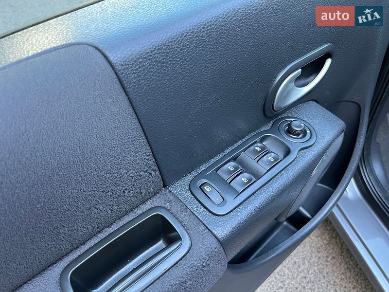 Хетчбек Renault Modus 2009 в Луцьку
