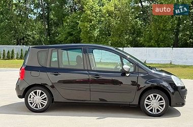 Хэтчбек Renault Modus 2009 в Львове Хэтчбек Renault Modus 2009 в Львове