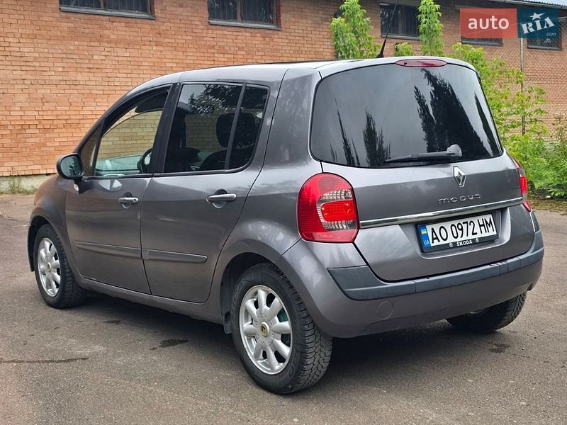 Хэтчбек Renault Modus 2008 в Трускавце