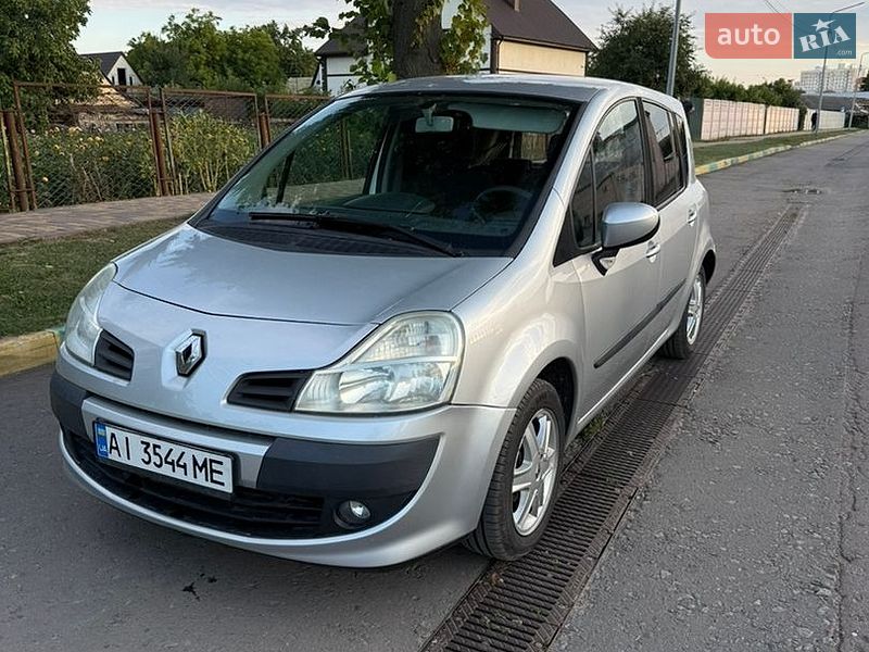 Хэтчбек Renault Modus 2008 в Киеве