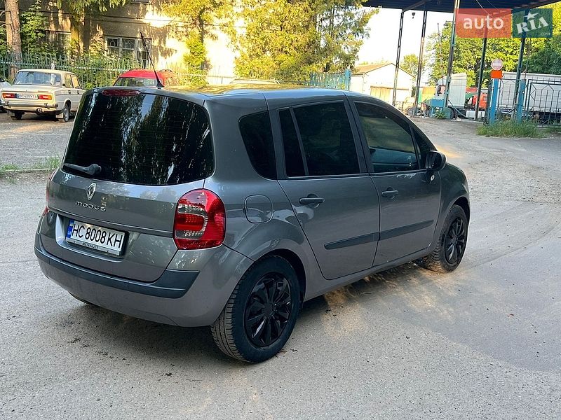 Хэтчбек Renault Modus 2008 в Сколе