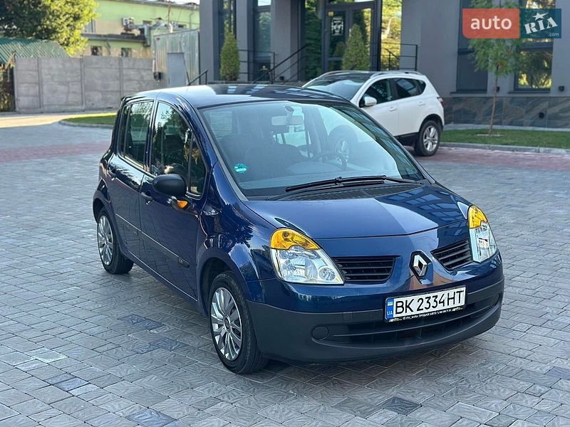 Хэтчбек Renault Modus 2004 в Ровно