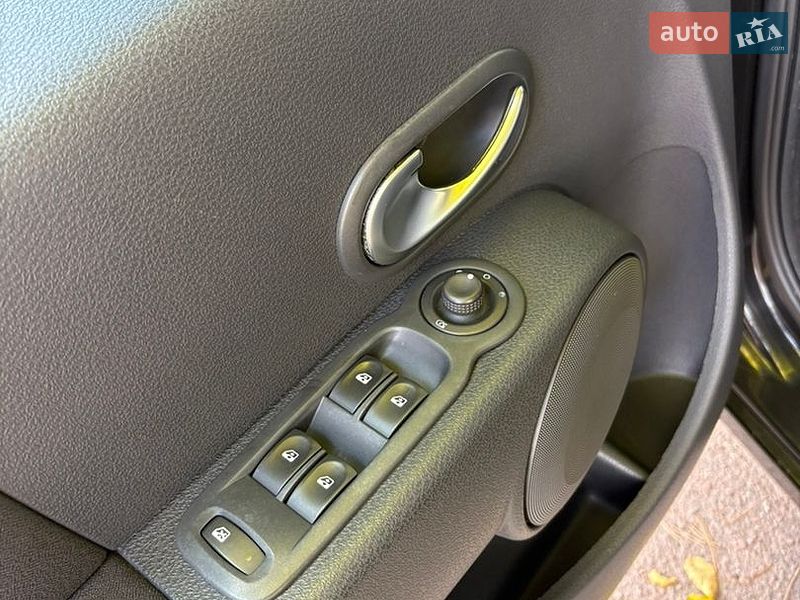 Хэтчбек Renault Modus 2006 в Белой Церкви