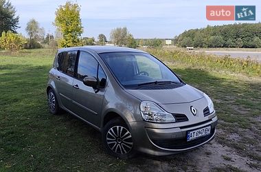 Хэтчбек Renault Modus 2010 в Заре