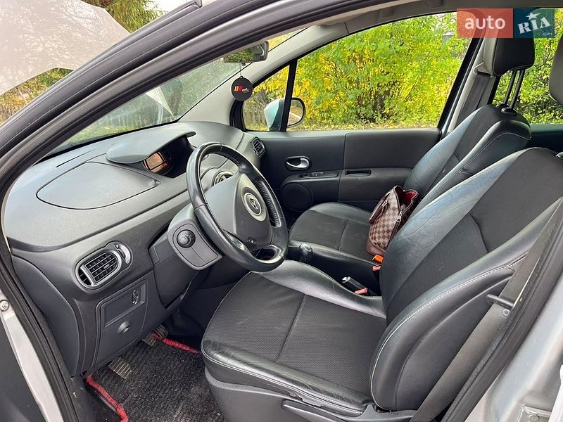 Хэтчбек Renault Modus 2011 в Староконстантинове
