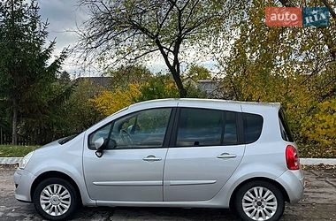 Хэтчбек Renault Modus 2011 в Староконстантинове