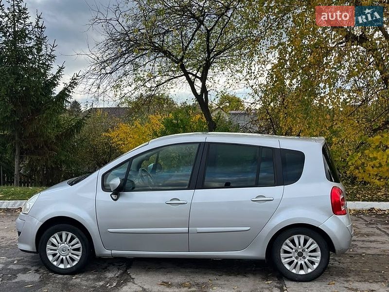 Хэтчбек Renault Modus 2011 в Староконстантинове