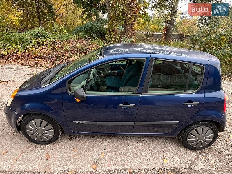 Хетчбек Renault Modus 2004 в Києві