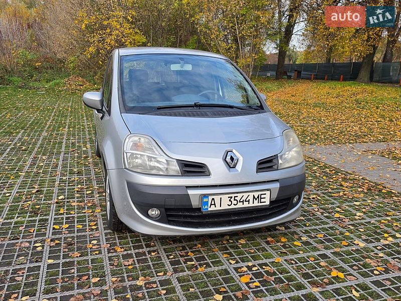 Хэтчбек Renault Modus 2008 в Киеве