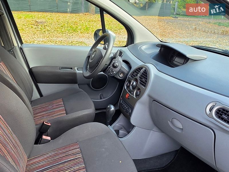 Хэтчбек Renault Modus 2008 в Киеве
