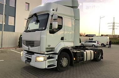 Тягач Renault Premium 2009 в Ровно