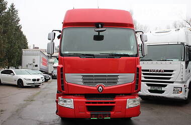 Тягач Renault Premium 2009 в Киеве