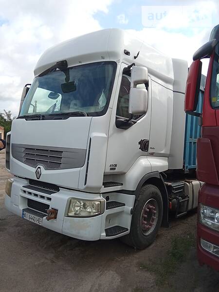 Renault Premium 450