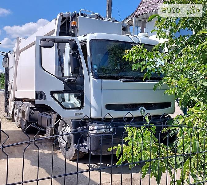 Renault Premium 320