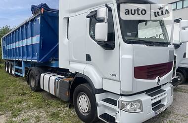 Тягач Renault Premium 2011 в Ровно