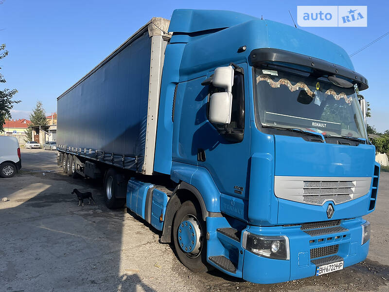 Renault Premium
